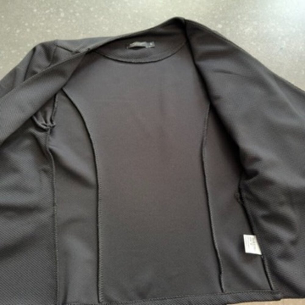 Lungo L’Arno Textured Black Zip-Front Jacket – Size Medium - Picture 6 of 9